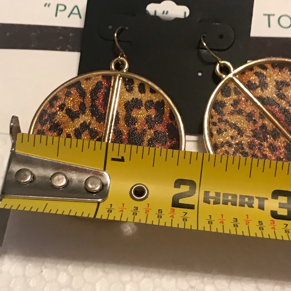 Two Pair of Fashion Leopard Print Dangle Earrings - Picture 3 of 13